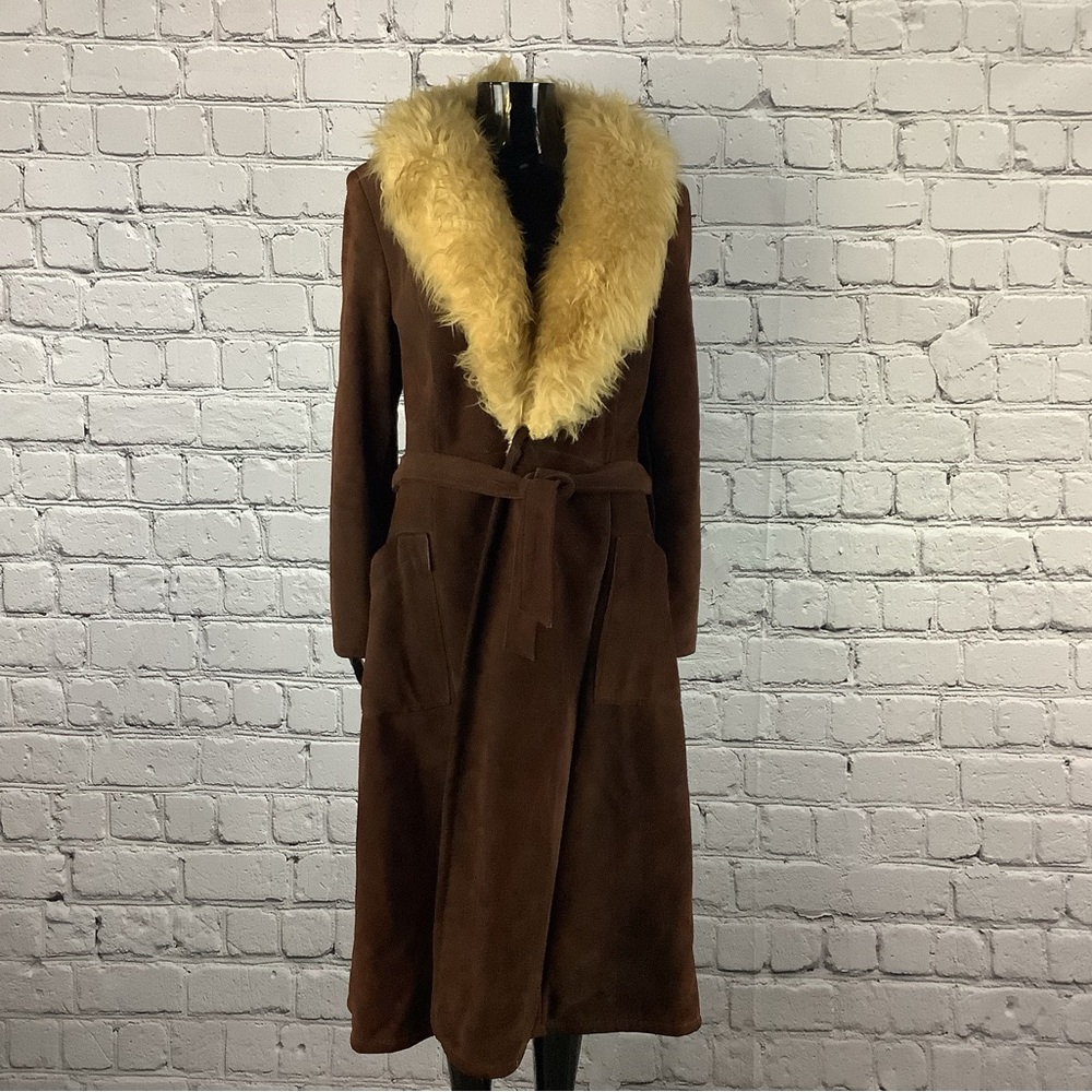 1970's Vintage Super Heavy Duty Brown Leather (Suede) Coat for Gals | Size Small